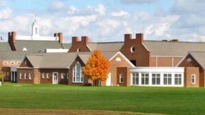 Best Living Places in Trumbull County: A Local Real Estate Lifestyle Guide